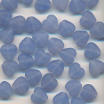 Glasperlen arktic blau matt, Inhalt 30 St&uuml;ck, Gr&ouml;&szlig;e 6 mm, Herz