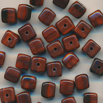 Glasperlen rot-braun, Inhalt 20 Stück, Größe 6 mm, Würfel