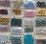 Wundertüte Druckperlen, Inhalt 150 g, verschieden sortiert, 100-derte Glasperlen