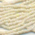 Cut-Perlen vanille lüster, Inhalt 12 g, antik sehr fein...