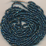 Cut-Perlen stahl-blau metallic rainbow, Inhalt 16 g, Größe 9/0, antik Charlottes Strang