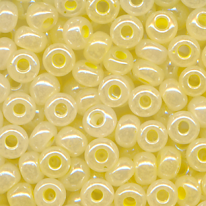 Rocailles vanille-gelb cylon, Größe 11/0  (2,1 mm), 20 Gramm
