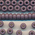 Rocailles großes Loch flieder-lila opak, 100 Gramm, 385 Stück, Größe 6,9 mm, Crowbeads, Großloch-Perlen, Fädelperlen