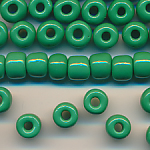 Rocailles großes Loch moos-grün opak, 100 Gramm, 295 Stück, Größe 7,0 mm, Crowbeads, Großloch-Perlen, Fädelperlen
