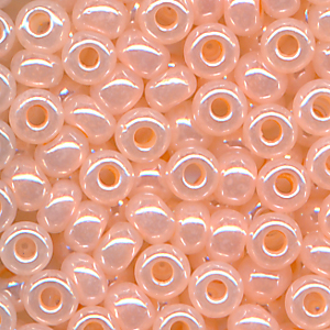 Rocailles pastell peach, Inhalt 8 g Größe 10/0, böhmisch*