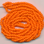Rocailles hell-orange, Inhalt 14 g, Gr&ouml;&szlig;e 8/0, b&ouml;hmisch Strang
