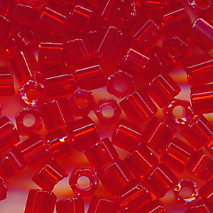 Hexa-Cut-Perlen hell rot transparent, Inhalt 20 g, Größe 11/0