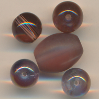 Glasperlen violett kristall, Inhalt 5 Stück,...